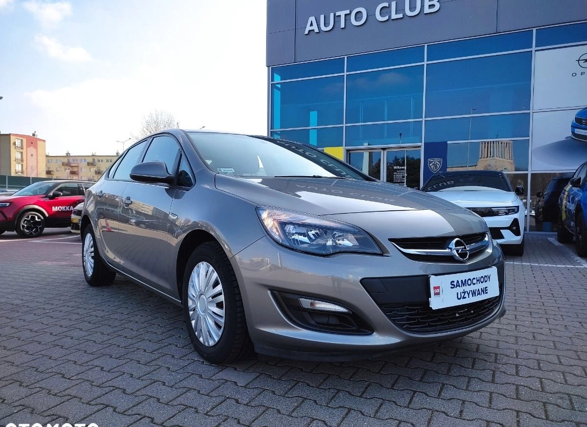 Opel Astra cena 38900 przebieg: 101713, rok produkcji 2017 z Łódź małe 301